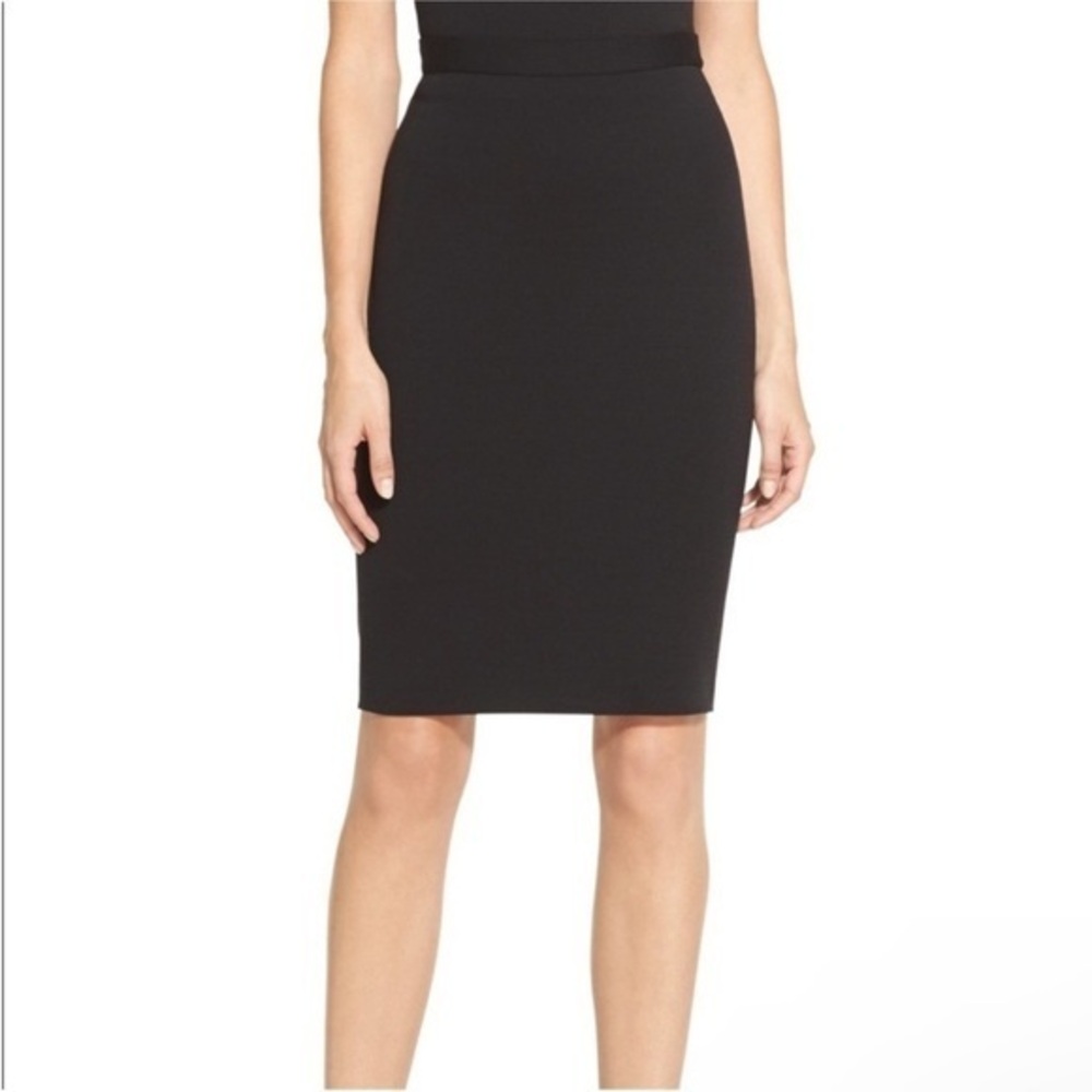 St John Classic Black Santana Knit Textured Work Pencil Skirt